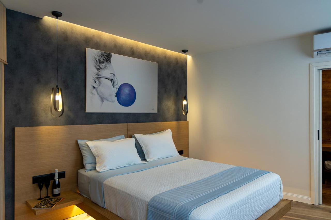 Triple A - Prime Location - Between Monastiraki & Syntagma Square-Free Parking! Atina Dış mekan fotoğraf