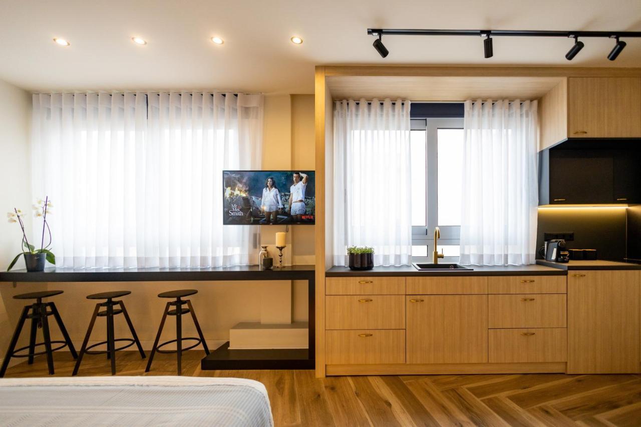 Triple A - Prime Location - Between Monastiraki & Syntagma Square-Free Parking! Atina Dış mekan fotoğraf