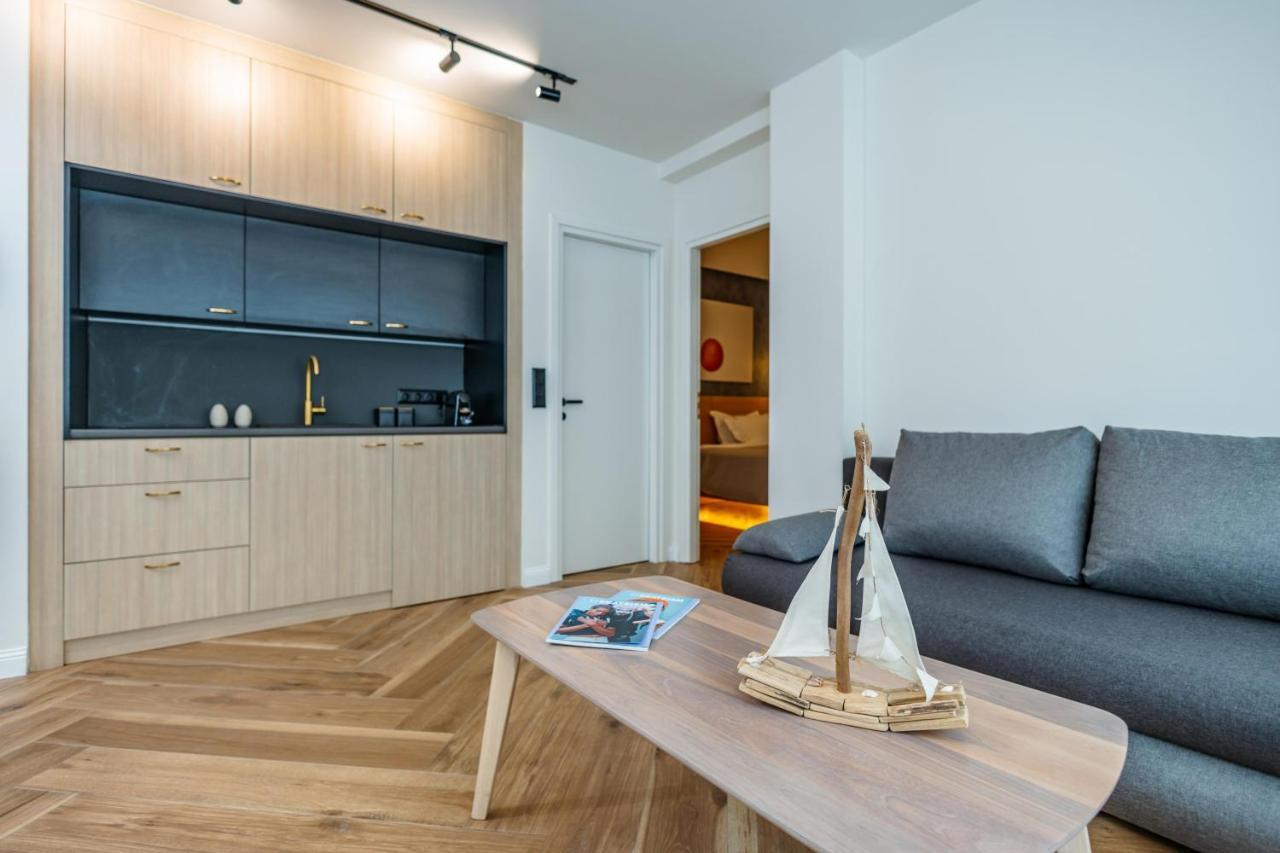 Triple A - Prime Location - Between Monastiraki & Syntagma Square-Free Parking! Atina Dış mekan fotoğraf