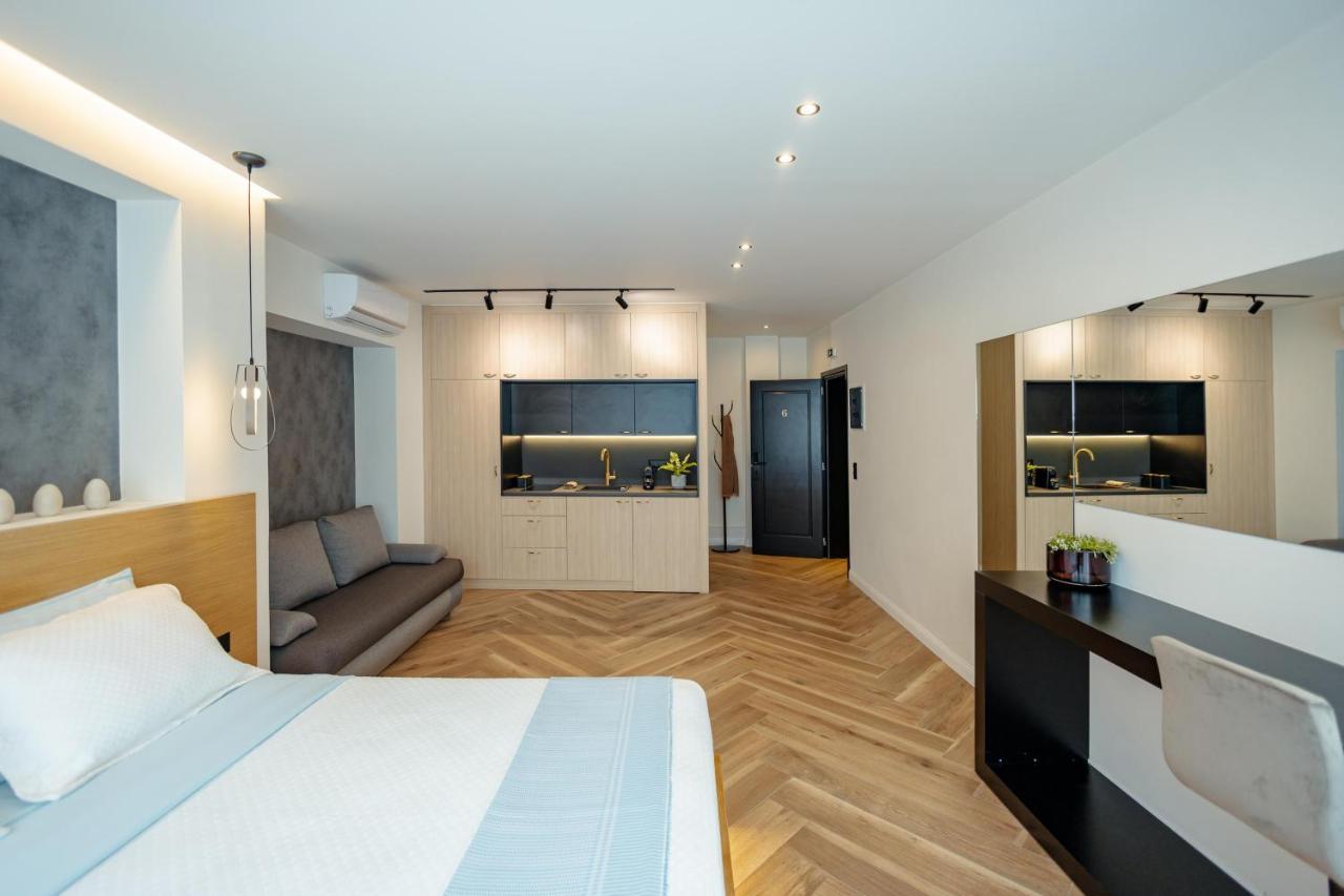 Triple A - Prime Location - Between Monastiraki & Syntagma Square-Free Parking! Atina Dış mekan fotoğraf